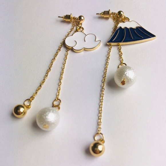New! Japan Fuji Mountain & Cloud Drop Earrings. - Picture 2 of 4